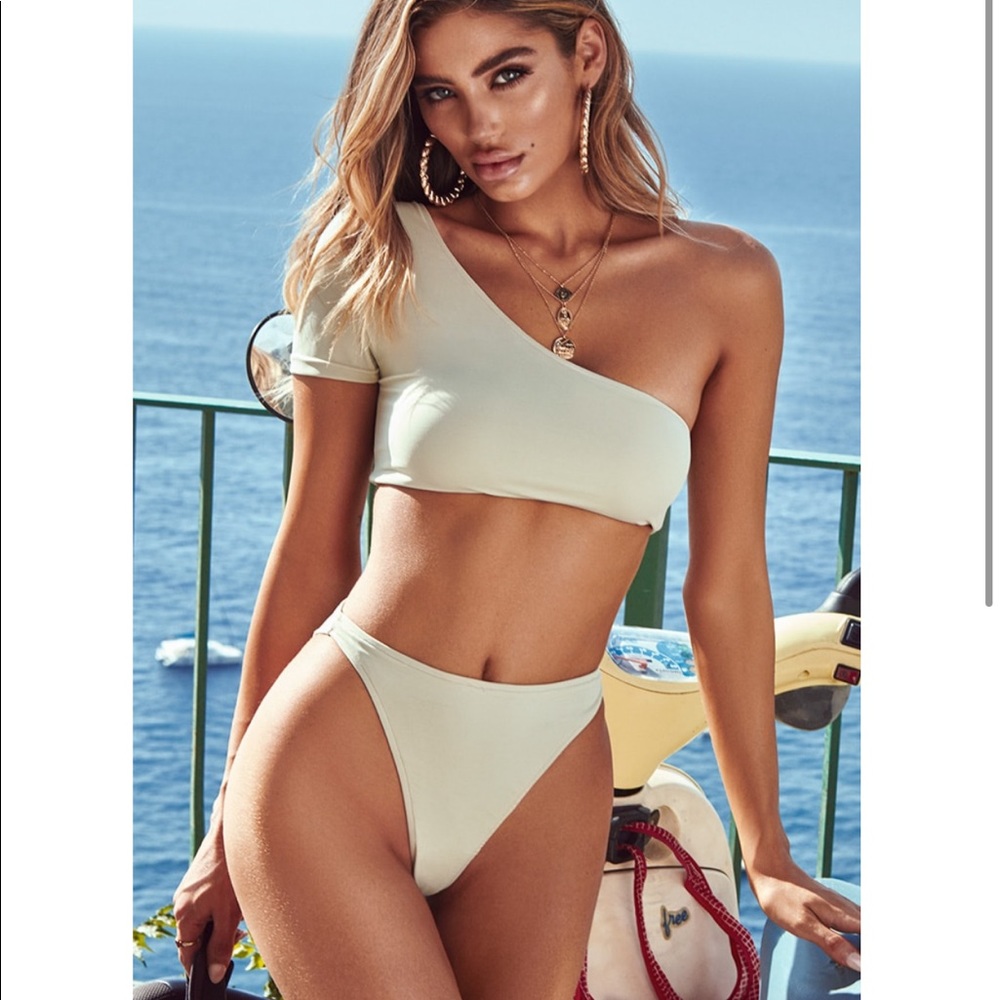 Pretty Little Thing Sage Green High Leg Cheeky